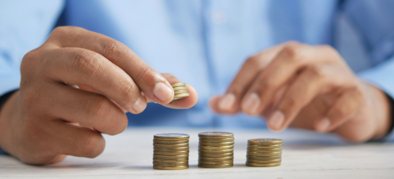 Finans, økonomistyring og valutakurs. 